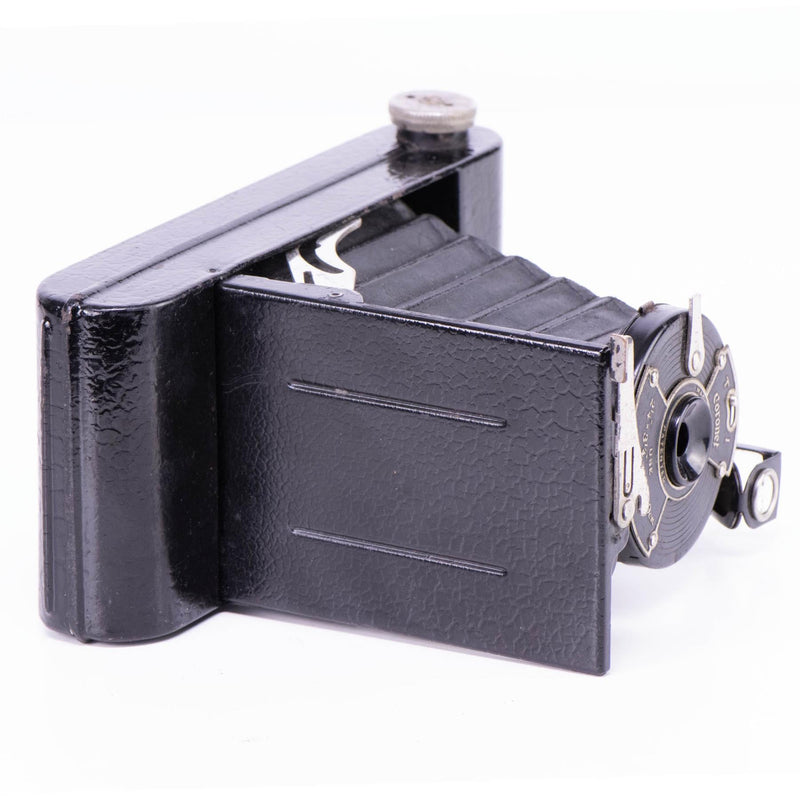 Coronet Folding Camera | 105mm f11 Meniscus lens | England | Black | 1926