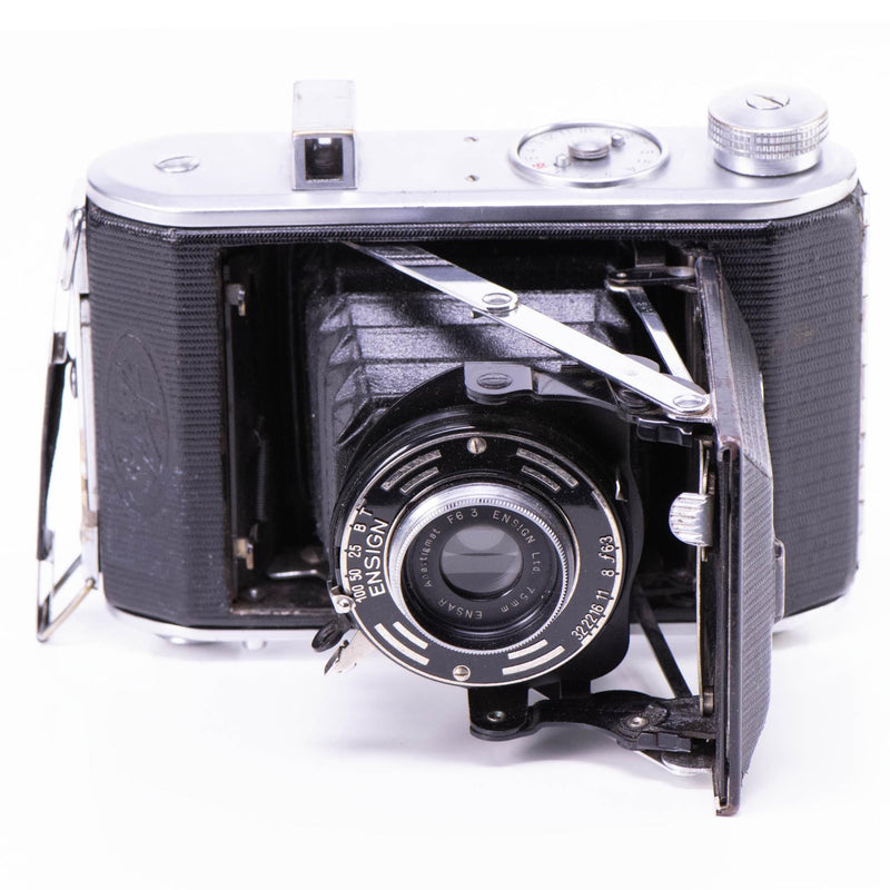 Ensign 220 Selfix Camera | Ensar 75mm f6.3 lens | Britain | 1939