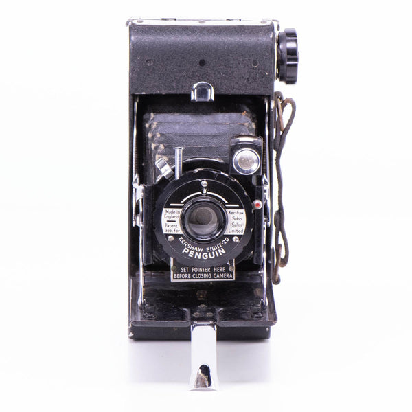Kershaw Eight-20 Penguin Camera | 90mm f11 lens | Britain | 1950