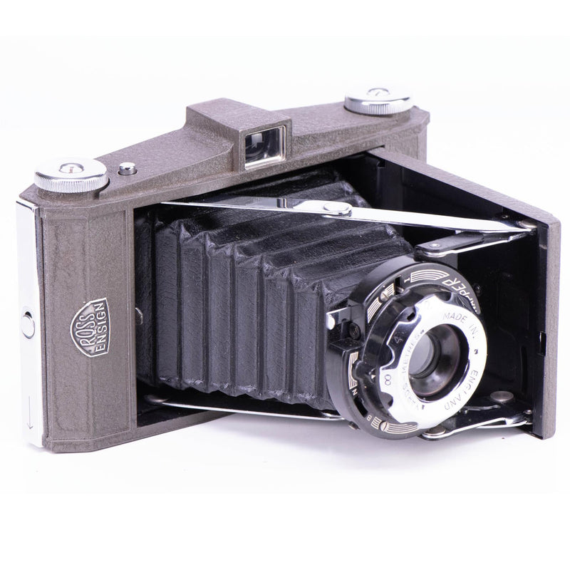 Ross Ensign Selfix Snapper Camera | Britain | 1953