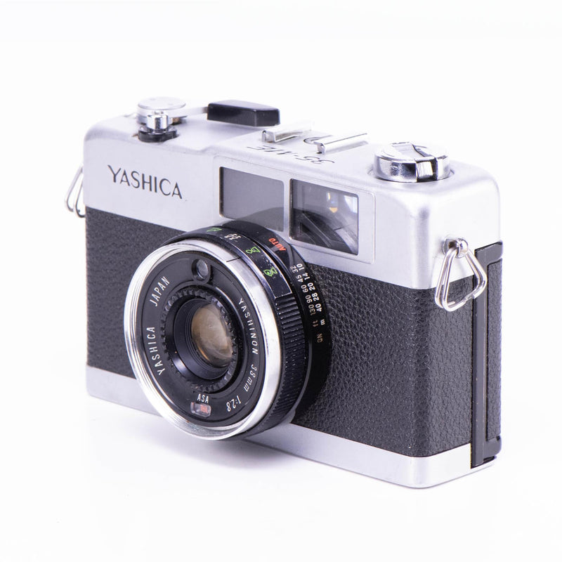 Yashica 35-ME Camera | Yashinon 38mm f2.8 lens | Japan | 1972