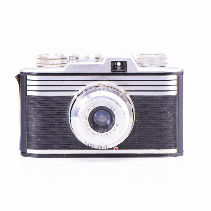 Iloca Quick Camera | 45mm f3.5 lens | White | Germany | 1952 | Not working