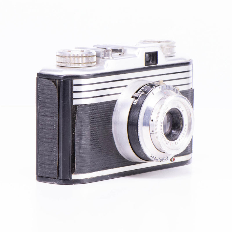 Iloca Quick Camera | 45mm f3.5 lens | White | Germany | 1952 | Not working