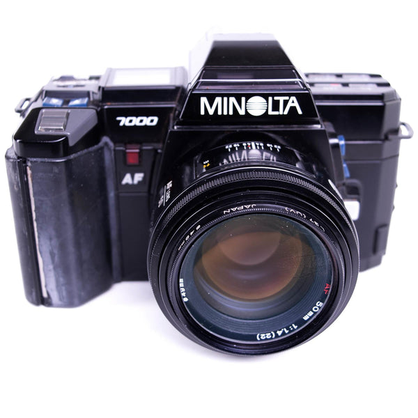 Minolta 7000 Camera | Minolta 50mm f1.4 AF lens | A mount | Black | Japan | 1985