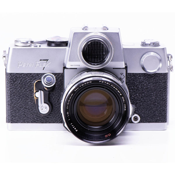 Petri Flex 7 Camera | 55mm f1.8 lens | Breech-lock mount | White | Japan | 1964