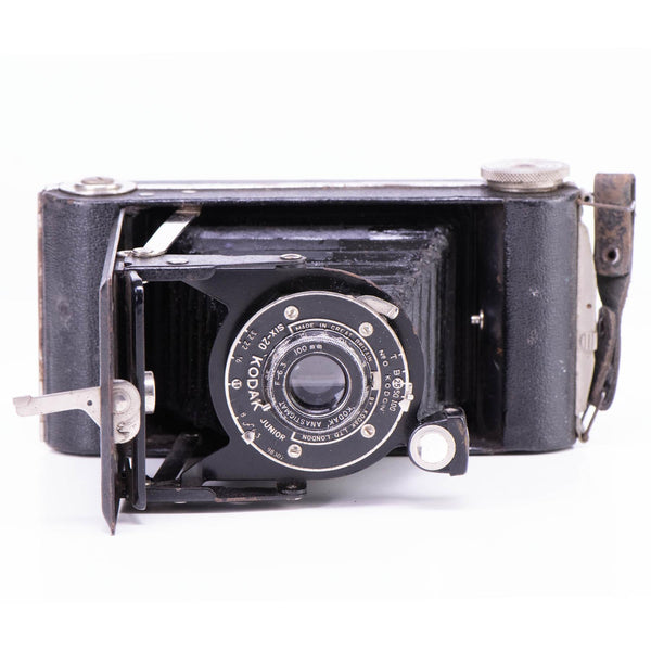 Six-20 Kodak Junior Camera | Black | United Kingdom | 1933 - 1940