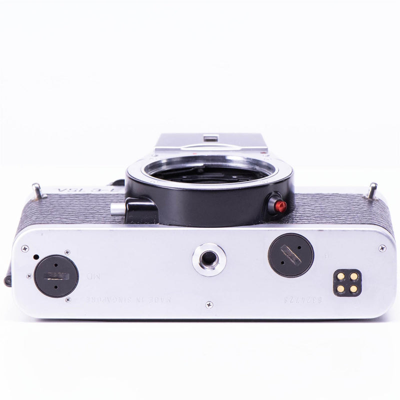 Voigtlander VSL 3-E Camera | Ultron 50mm f1.8 lens | White | Singapore | 1977