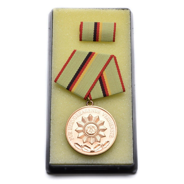 East German GDR Military Army Bronze Medal for National Police Outstanding Merit